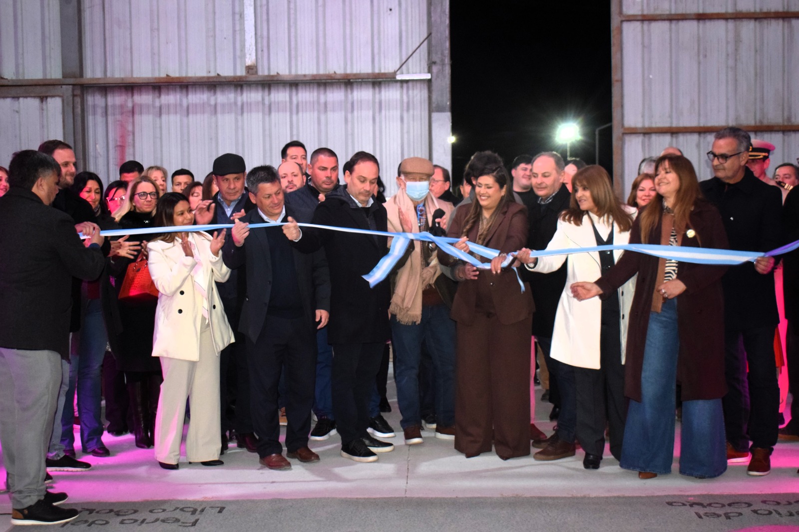 EL INTENDENTE MARIANO HORMAECHEA INAUGURÓ LA OCTAVA FERIA DEL LIBRO GOYA